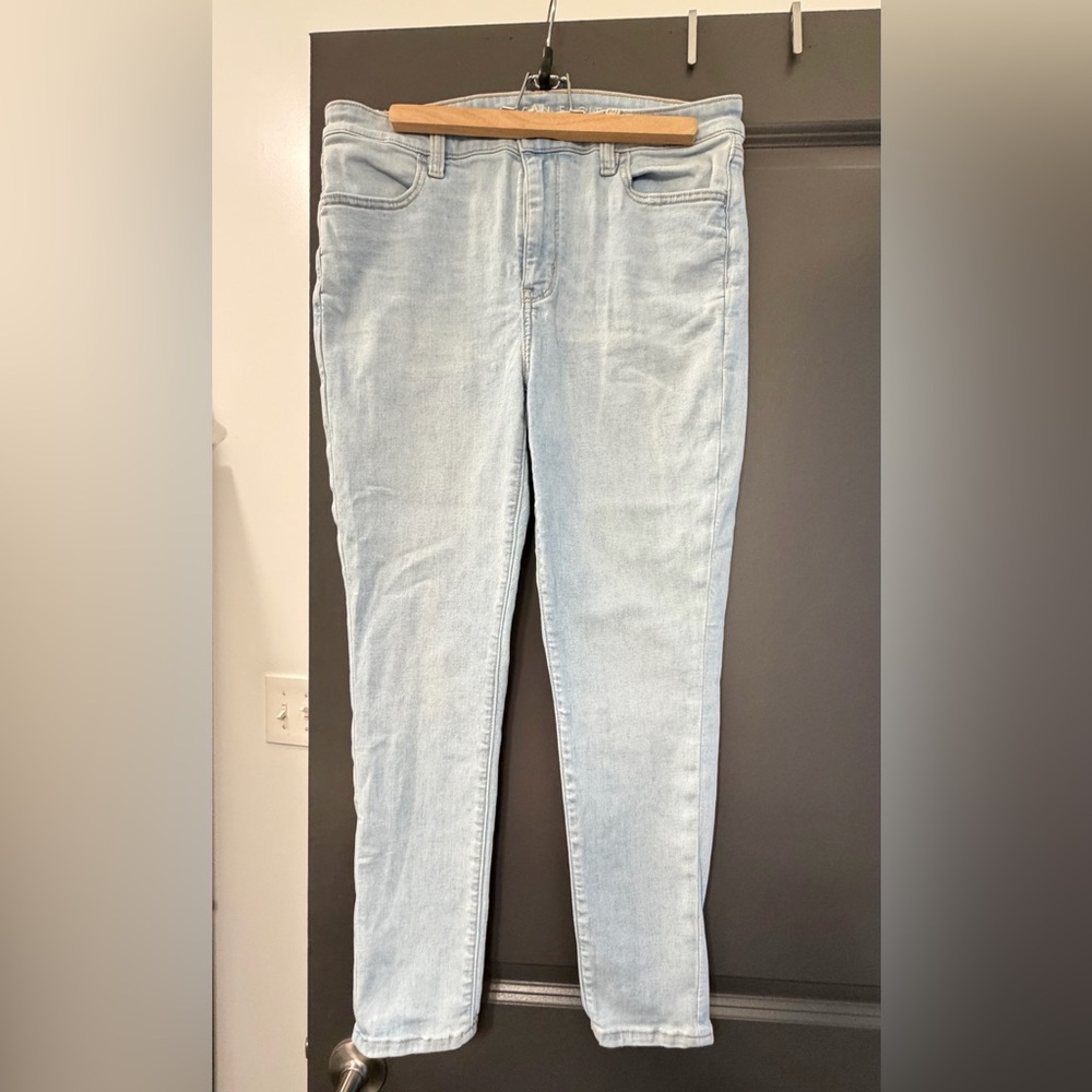 American Eagle Light Wash Skinny Jeans AE Next Level High-waisted 10 Short - Picture 5 of 10